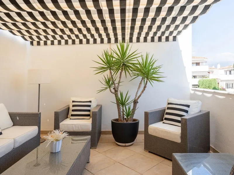 Elegant Beachside Townhouse in Sought-After Costalita