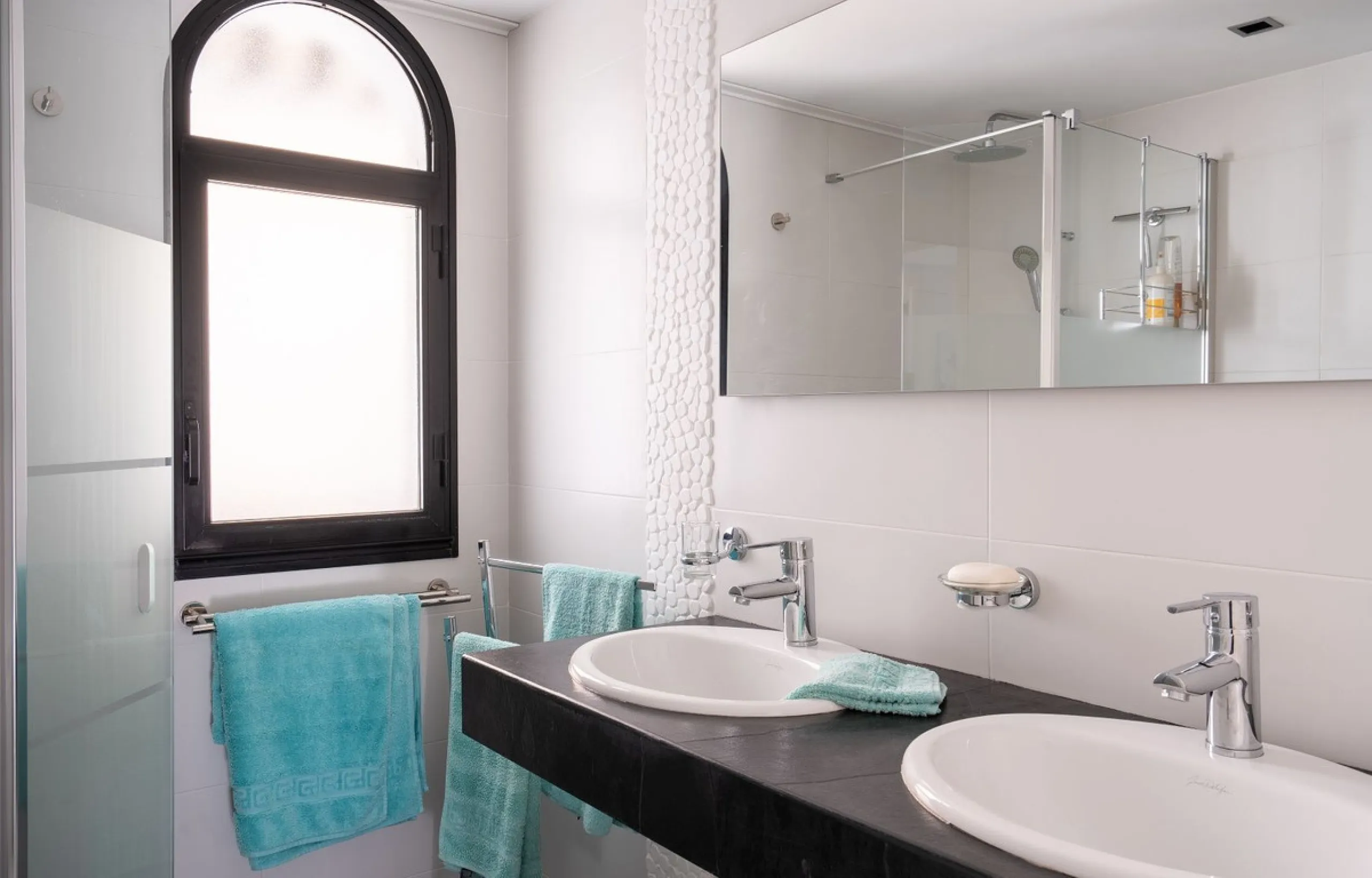 Elegant Beachside Townhouse in Sought-After Costalita