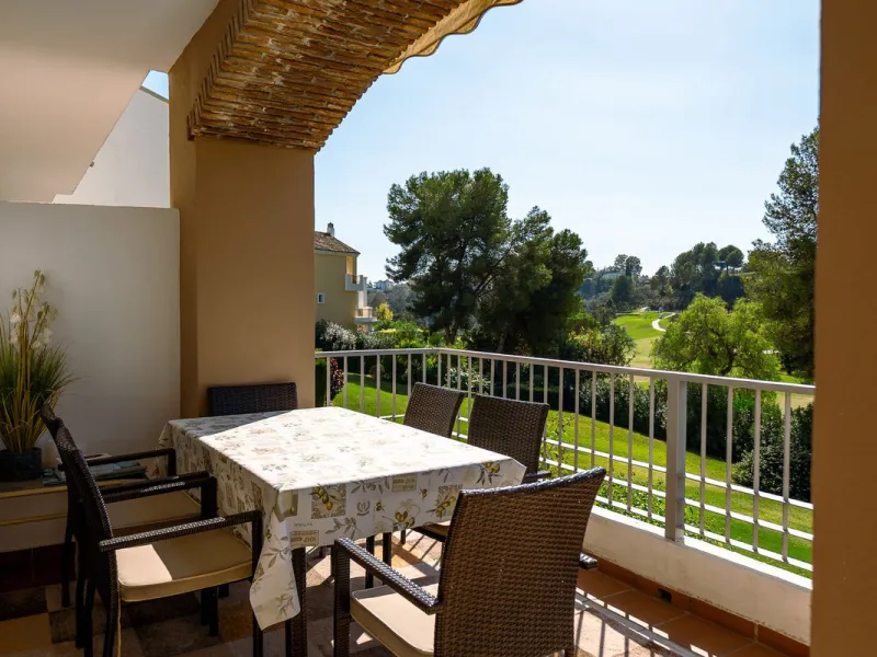 First-Line Golf 3-Bedroom Apartment in La Torre, Los Arqueros Golf