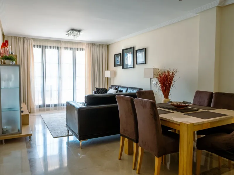 First-Line Golf 3-Bedroom Apartment in La Torre, Los Arqueros Golf
