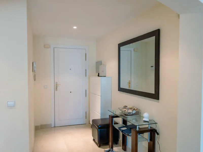 First-Line Golf 3-Bedroom Apartment in La Torre, Los Arqueros Golf