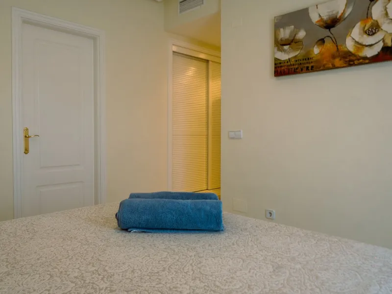First-Line Golf 3-Bedroom Apartment in La Torre, Los Arqueros Golf