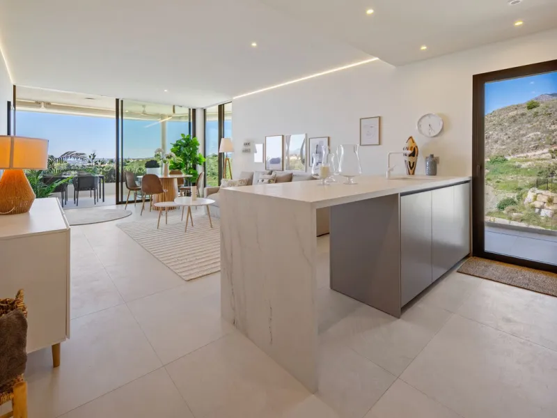 This two bedrom apartment with panoramic sea view in Valley Collection  ,a corner terrace of 60 m2 that wraps around the apartment   is part of the exclusive Higueron community .It boasts one of Spains largest training centers with many different activiti