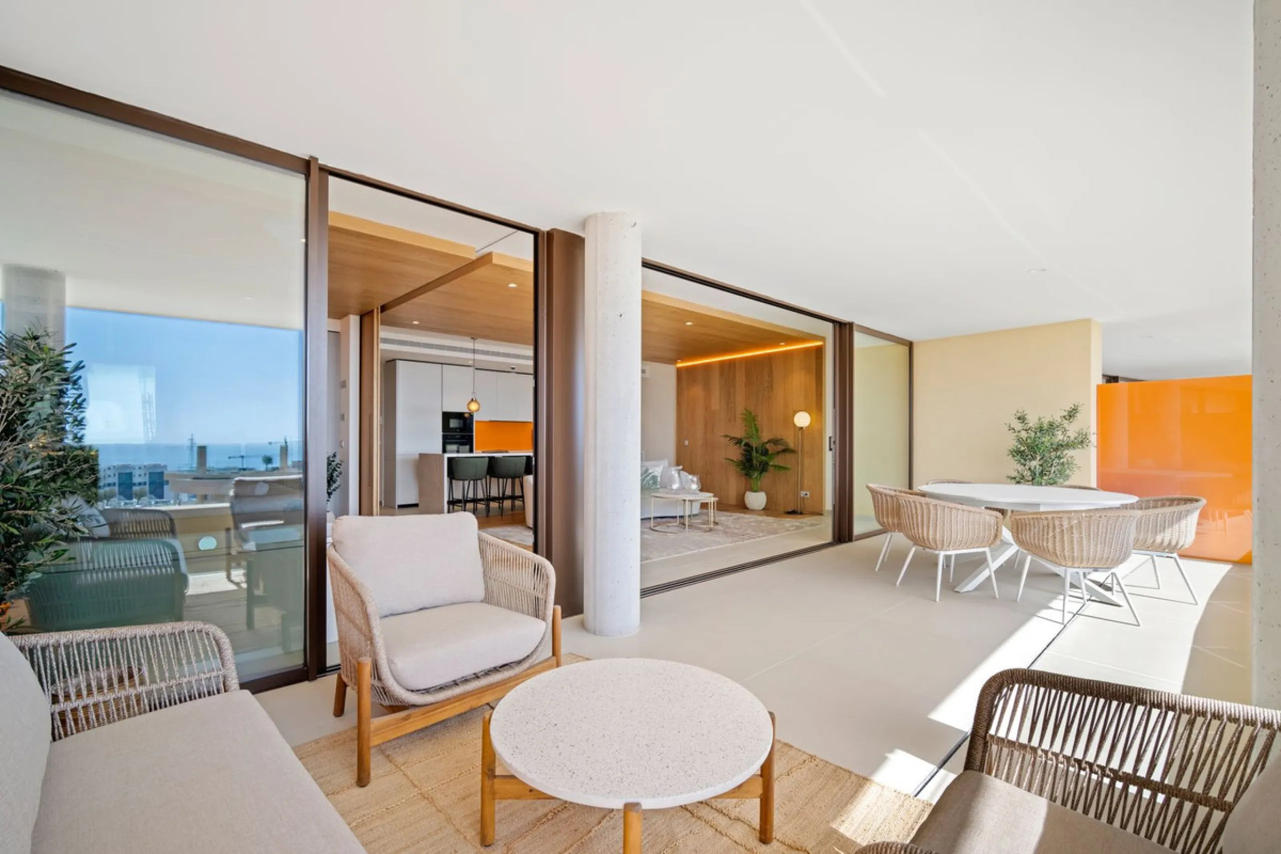 Apartment - Middle Floor Apartment в продаже в Fuengirola, Málaga. В доме 3 спален и 2 ванных комнат. Площадь дома 110 м²