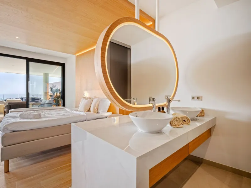 Apartment - Middle Floor Apartment в продаже в Fuengirola, Málaga. В доме 3 спален и 2 ванных комнат. Площадь дома 110 м²