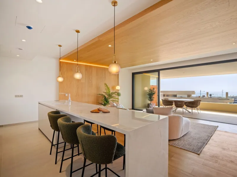 Apartment - Middle Floor Apartment в продаже в Fuengirola, Málaga. В доме 3 спален и 2 ванных комнат. Площадь дома 110 м²