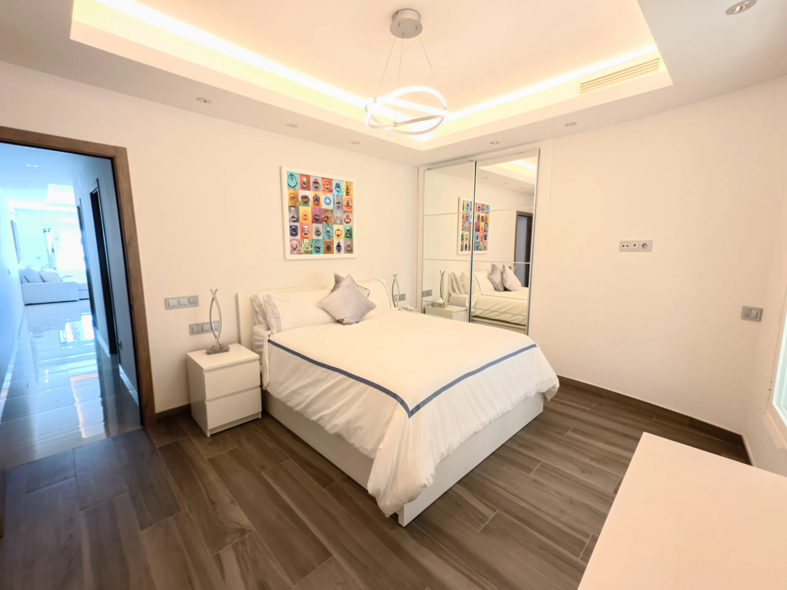 Apartment - Middle Floor Apartment в продаже в Marbella, Málaga. В доме 2 спален и 3 ванных комнат. Площадь дома 81 м²