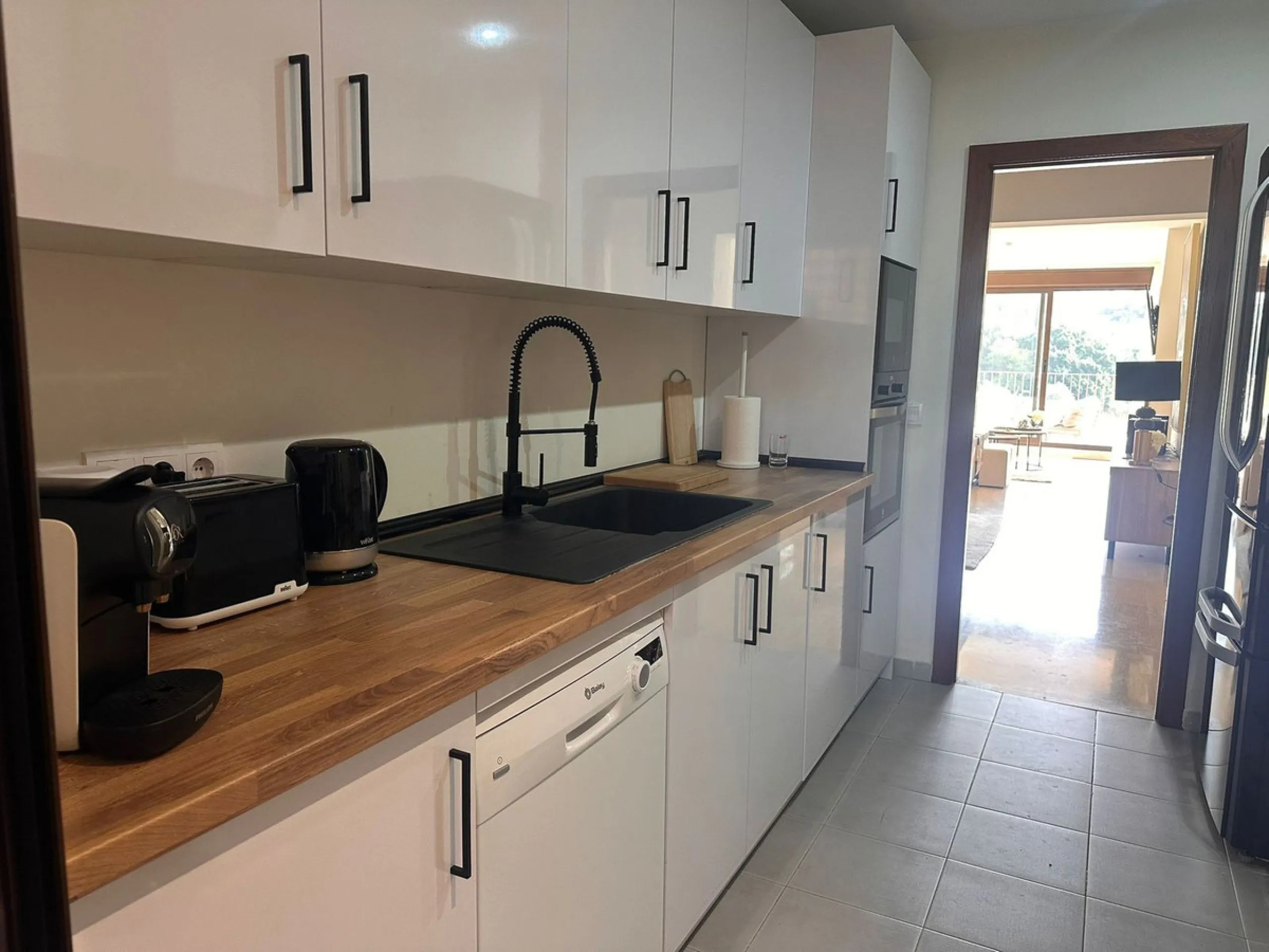 Opportunity! Penthouse on 1st line Azata Golf in Estepona fully furnished and equipped - ready to move in or rent out.