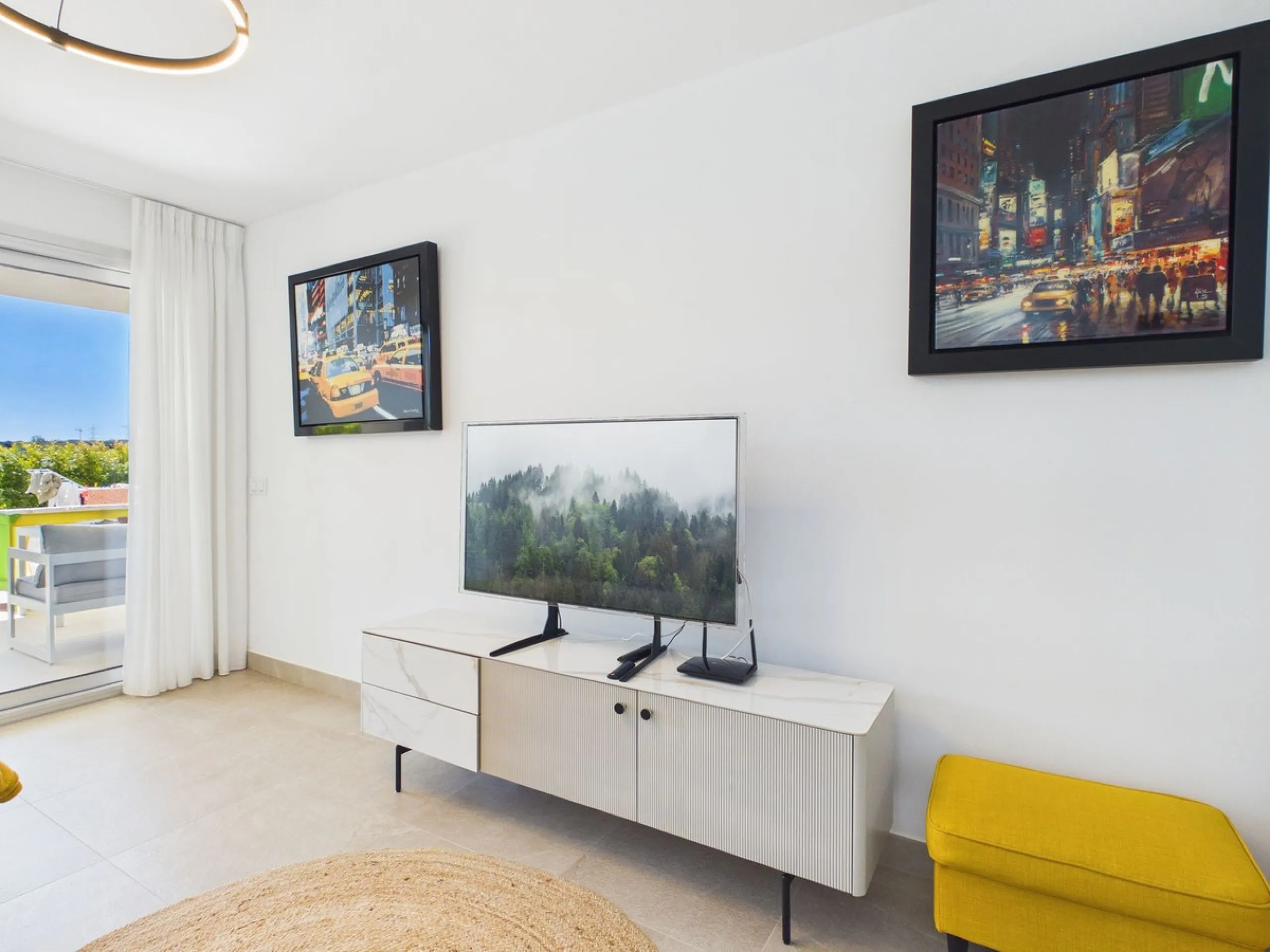 Modern 2-Bedroom Ground Floor Apartment – Sunny Golf, Estepona