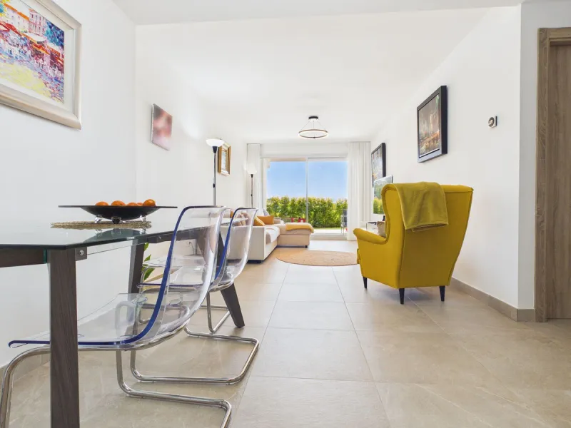 Modern 2-Bedroom Ground Floor Apartment – Sunny Golf, Estepona