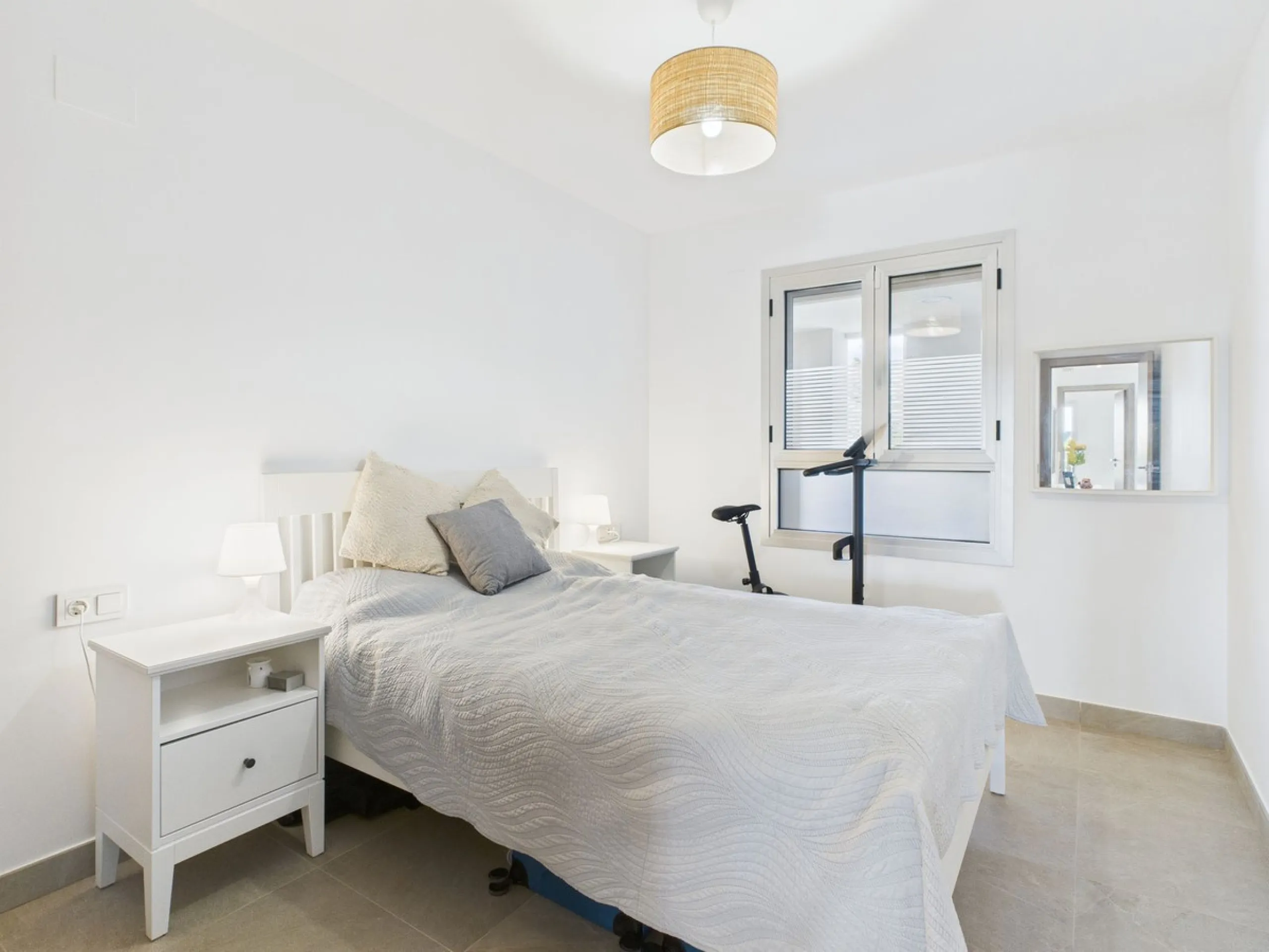 Modern 2-Bedroom Ground Floor Apartment – Sunny Golf, Estepona