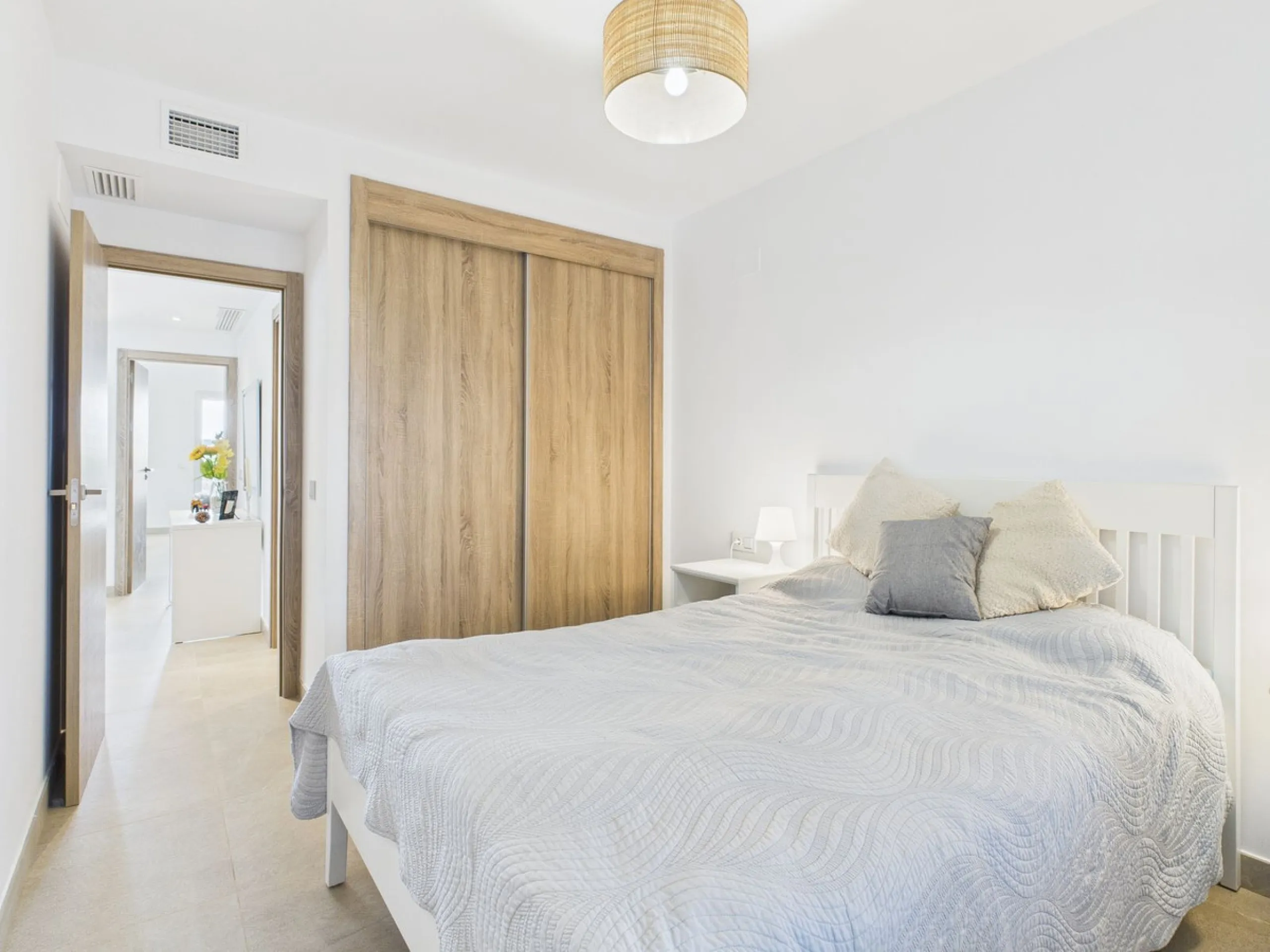 Modern 2-Bedroom Ground Floor Apartment – Sunny Golf, Estepona