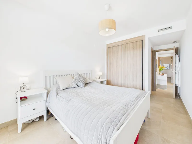 Modern 2-Bedroom Ground Floor Apartment – Sunny Golf, Estepona