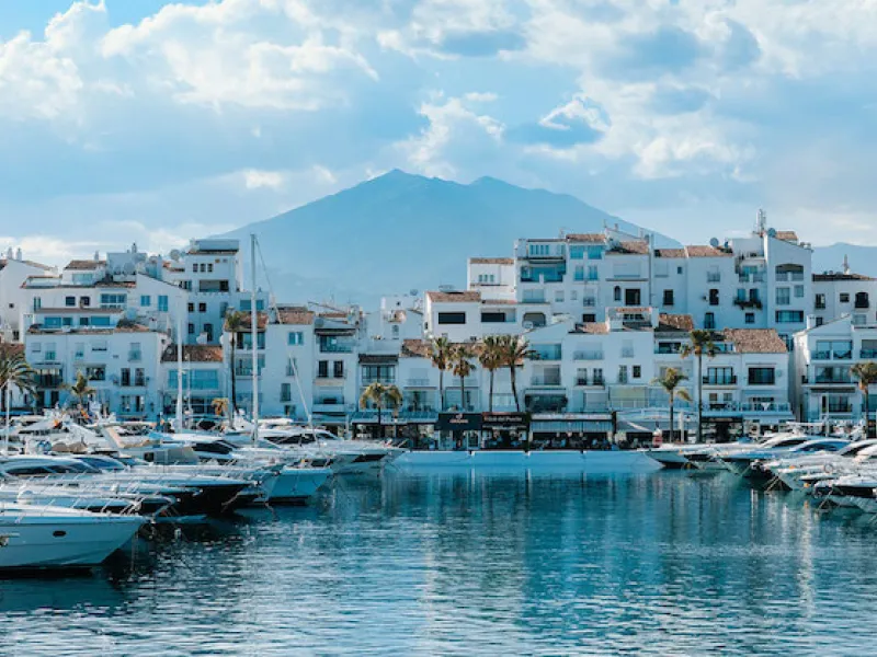 Apartment - Middle Floor Apartment в продаже в Marbella, Málaga. В доме 2 спален и 3 ванных комнат. Площадь дома 81 м²