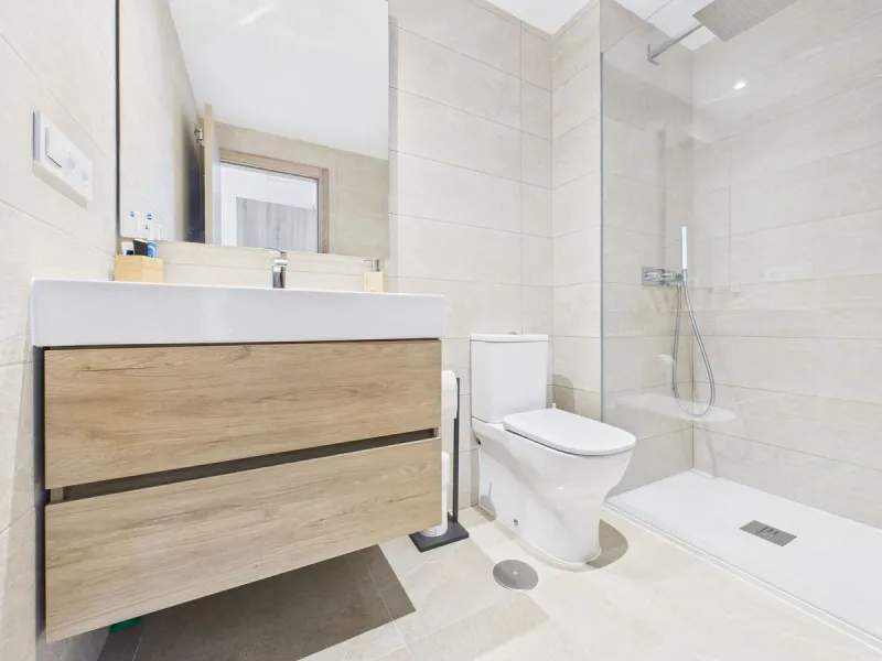 Modern 2-Bedroom Ground Floor Apartment – Sunny Golf, Estepona