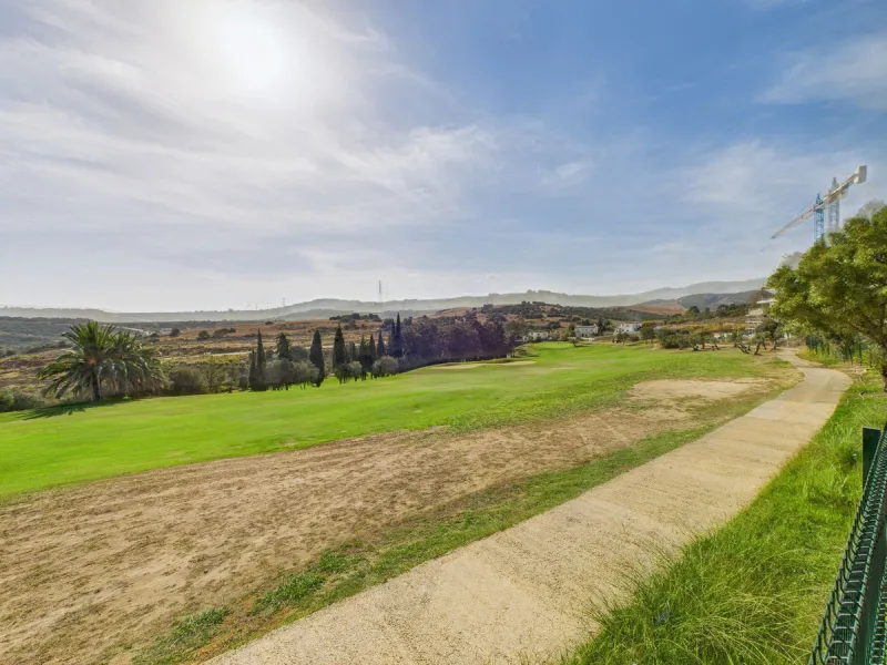 Modern 2-Bedroom Ground Floor Apartment – Sunny Golf, Estepona