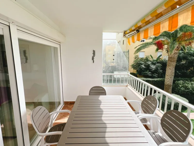Apartment - Middle Floor Apartment в продаже в Mijas, Málaga. В доме 2 спален и 1 ванных комнат. Площадь дома 70 м²