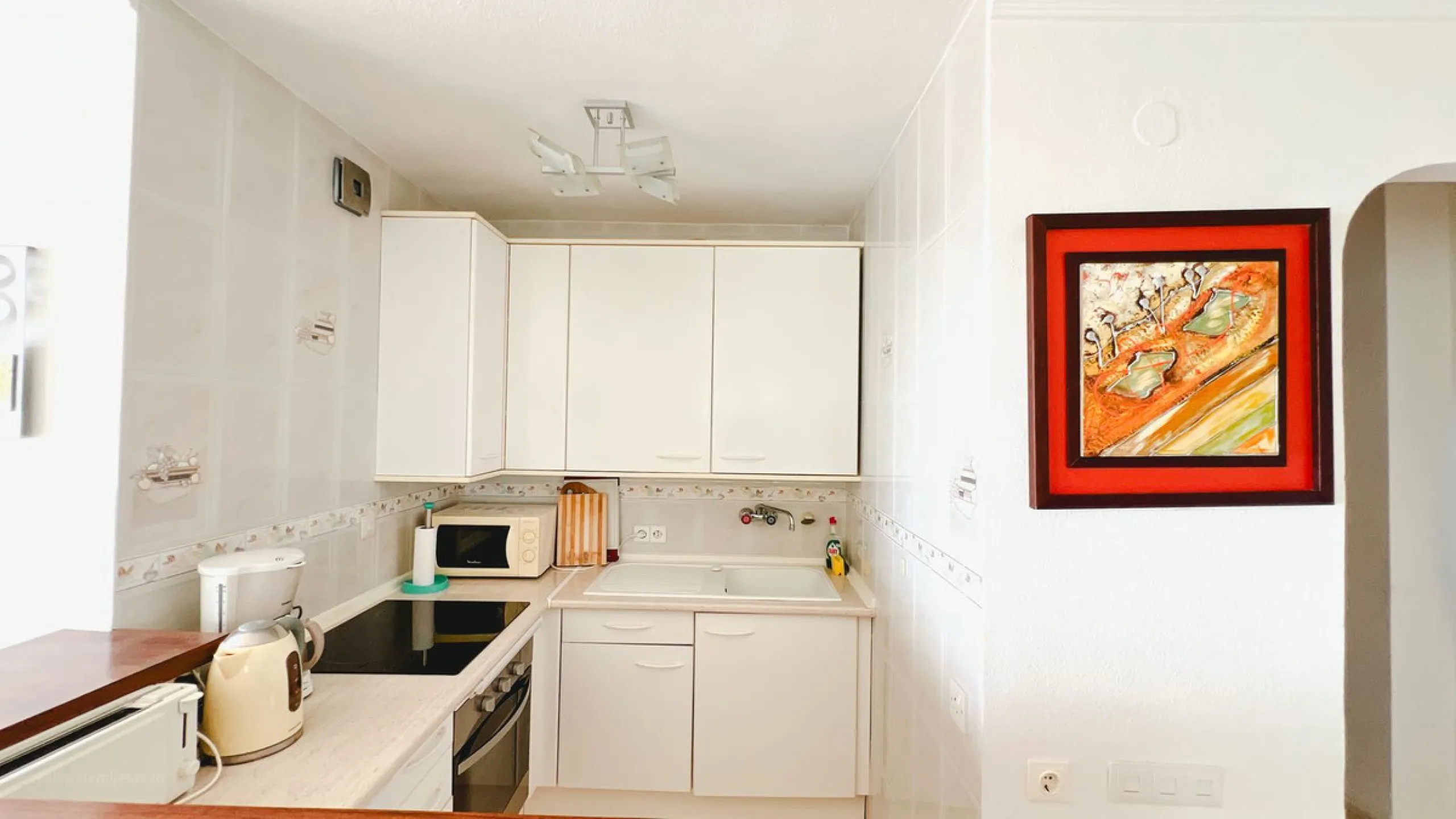 Apartment - Middle Floor Apartment в продаже в Mijas, Málaga. В доме 2 спален и 1 ванных комнат. Площадь дома 70 м²