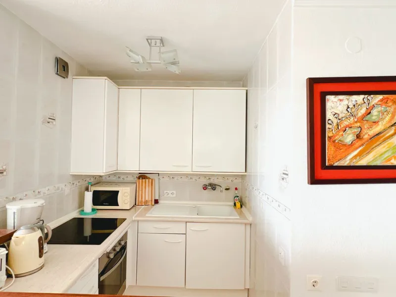 Apartment - Middle Floor Apartment в продаже в Mijas, Málaga. В доме 2 спален и 1 ванных комнат. Площадь дома 70 м²