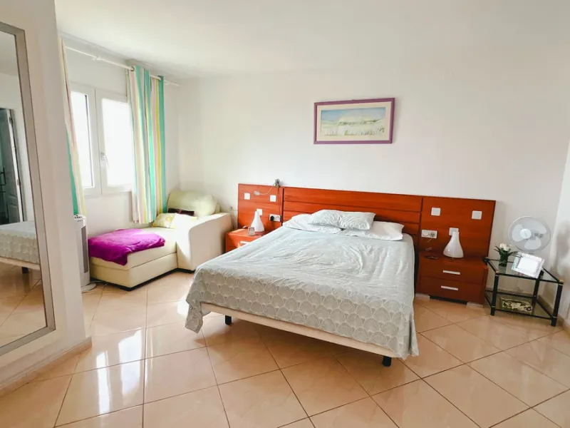 Apartment - Middle Floor Apartment в продаже в Mijas, Málaga. В доме 2 спален и 1 ванных комнат. Площадь дома 70 м²