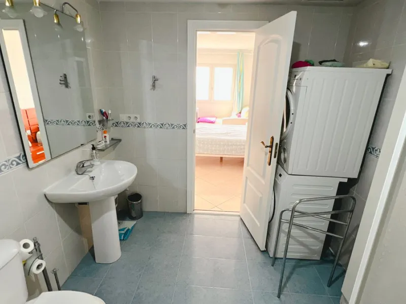 Apartment - Middle Floor Apartment в продаже в Mijas, Málaga. В доме 2 спален и 1 ванных комнат. Площадь дома 70 м²