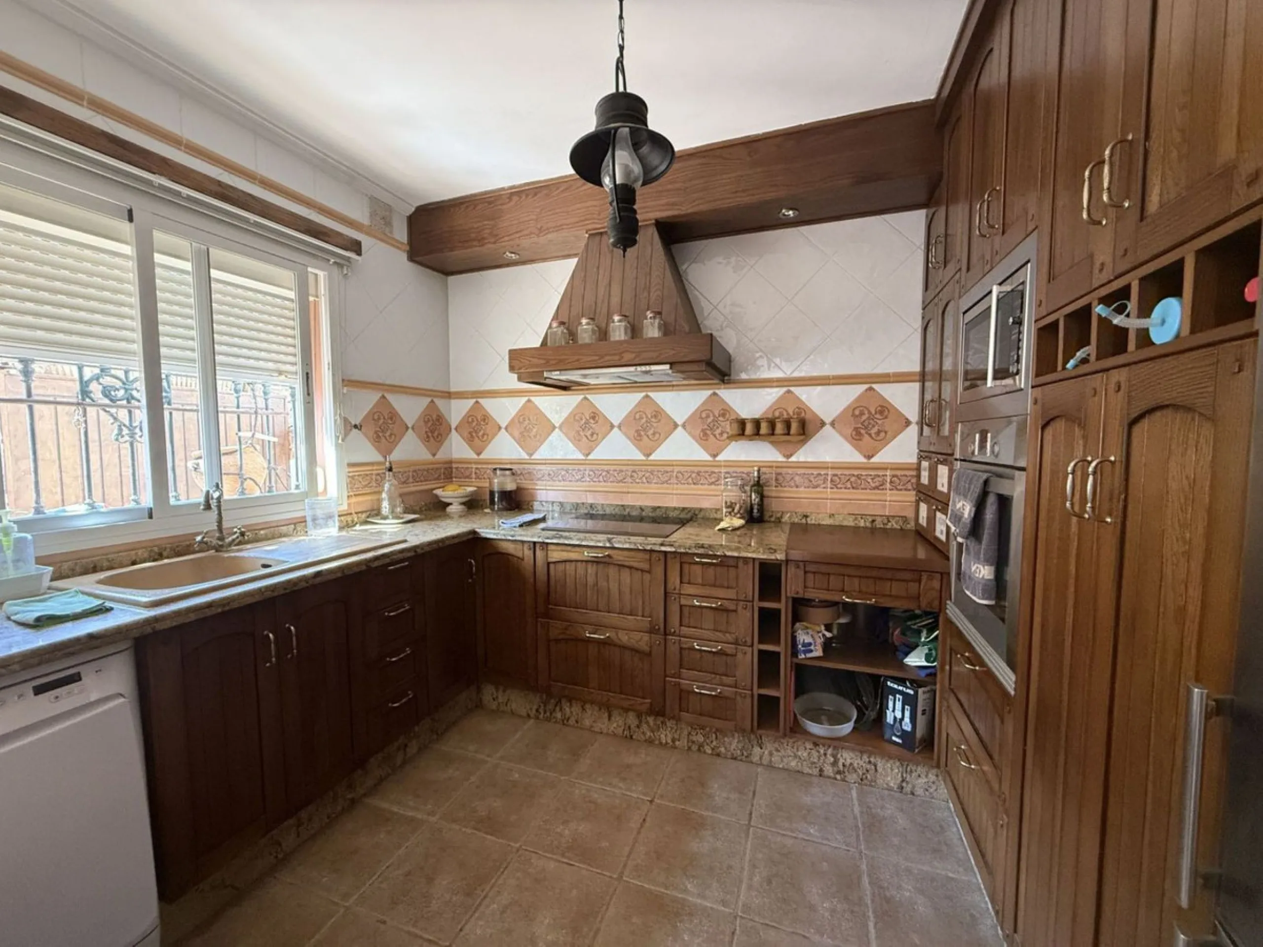 Charming house in the heart of Estepona – Great opportunity