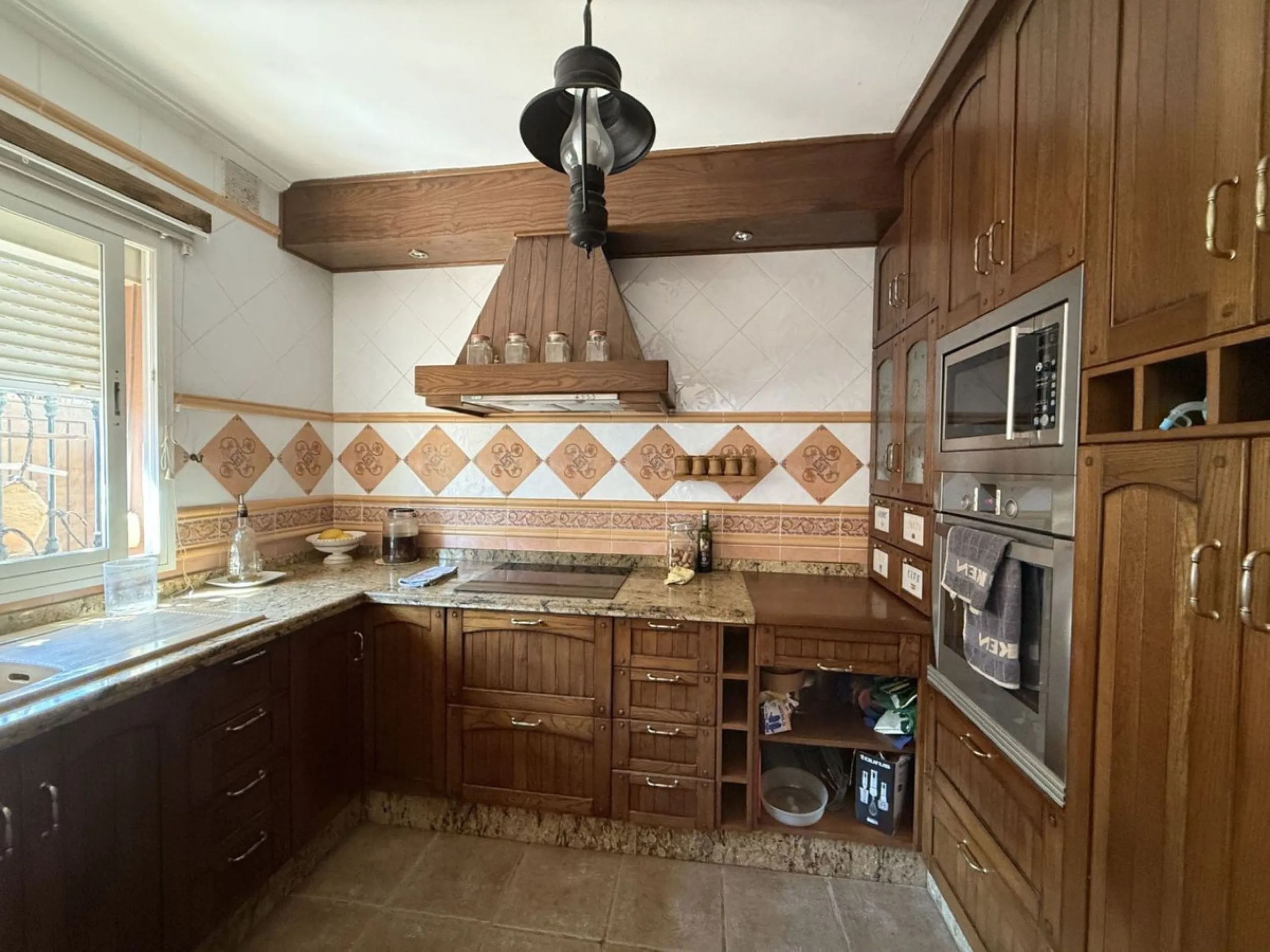 Charming house in the heart of Estepona – Great opportunity