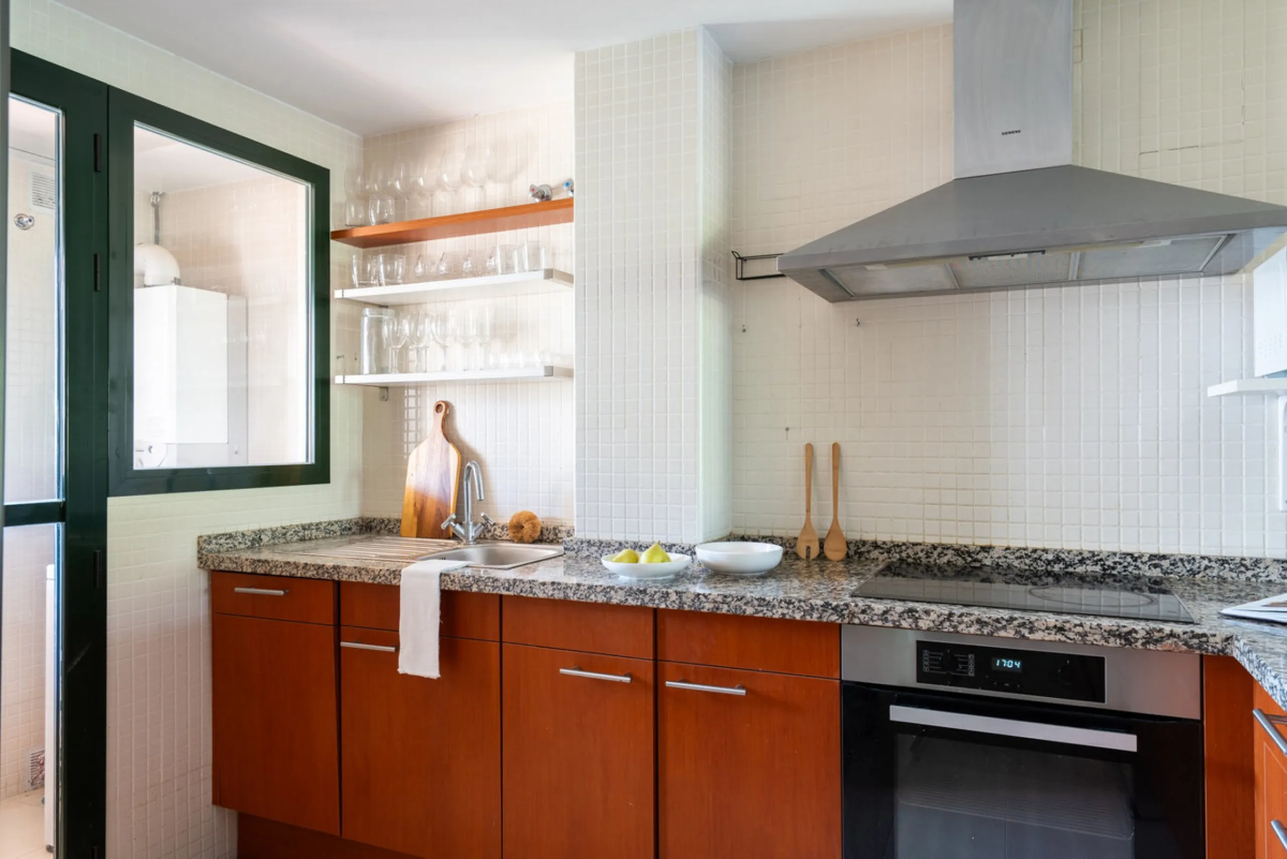 This charming property offers a very convenient floorplan with three bedrooms, two bathrooms, and a guest toilet. Presented in its original yet well-maintained condition, it provides a wonderful opportunity to personalize while preserving its timeless cha