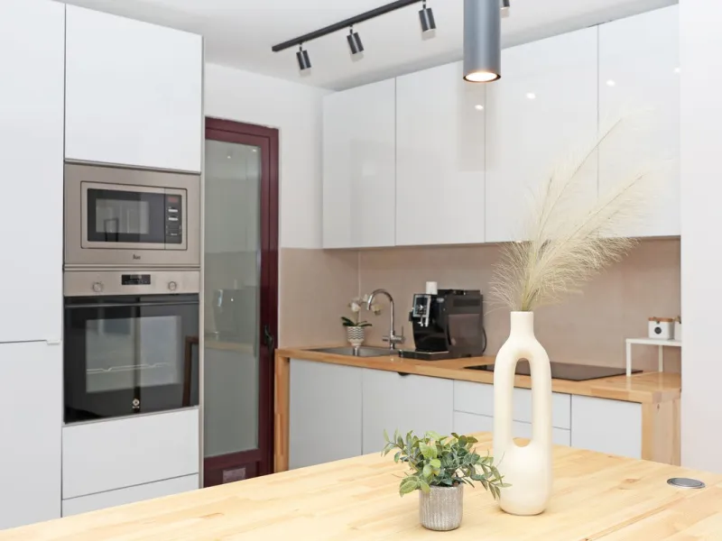 Apartment - Ground Floor Apartment в продаже в Marbella, Málaga. В доме 2 спален и 2 ванных комнат. Площадь дома 136 м²