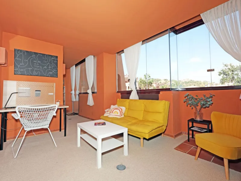 Apartment - Ground Floor Apartment в продаже в Marbella, Málaga. В доме 2 спален и 2 ванных комнат. Площадь дома 136 м²