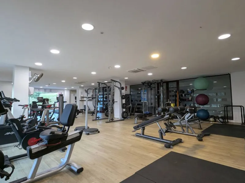 Apartment - Ground Floor Apartment в продаже в Marbella, Málaga. В доме 2 спален и 2 ванных комнат. Площадь дома 136 м²