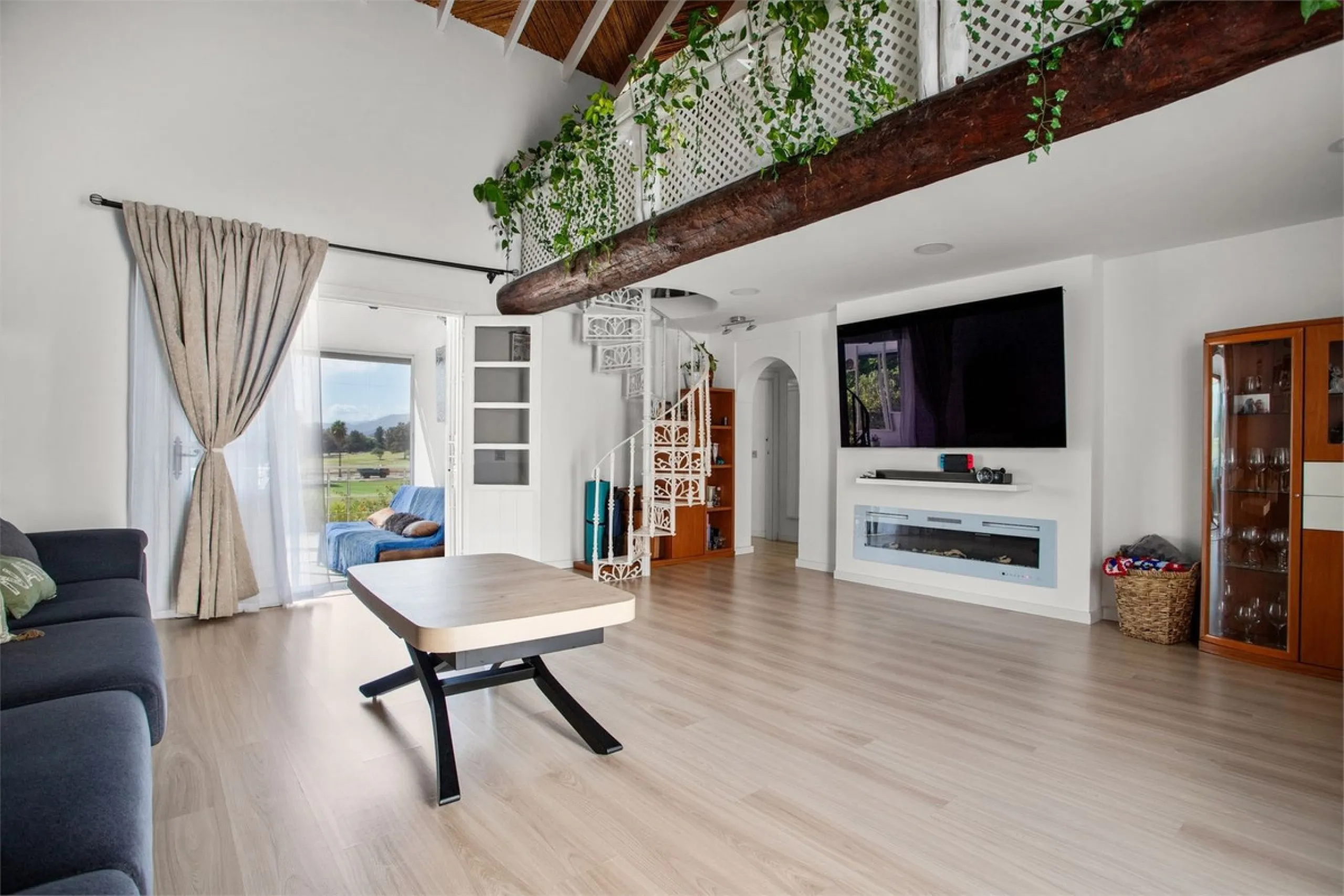 House - Townhouse в продаже в Mijas, Málaga. В доме 2 спален и 2 ванных комнат. Площадь дома 120 м²