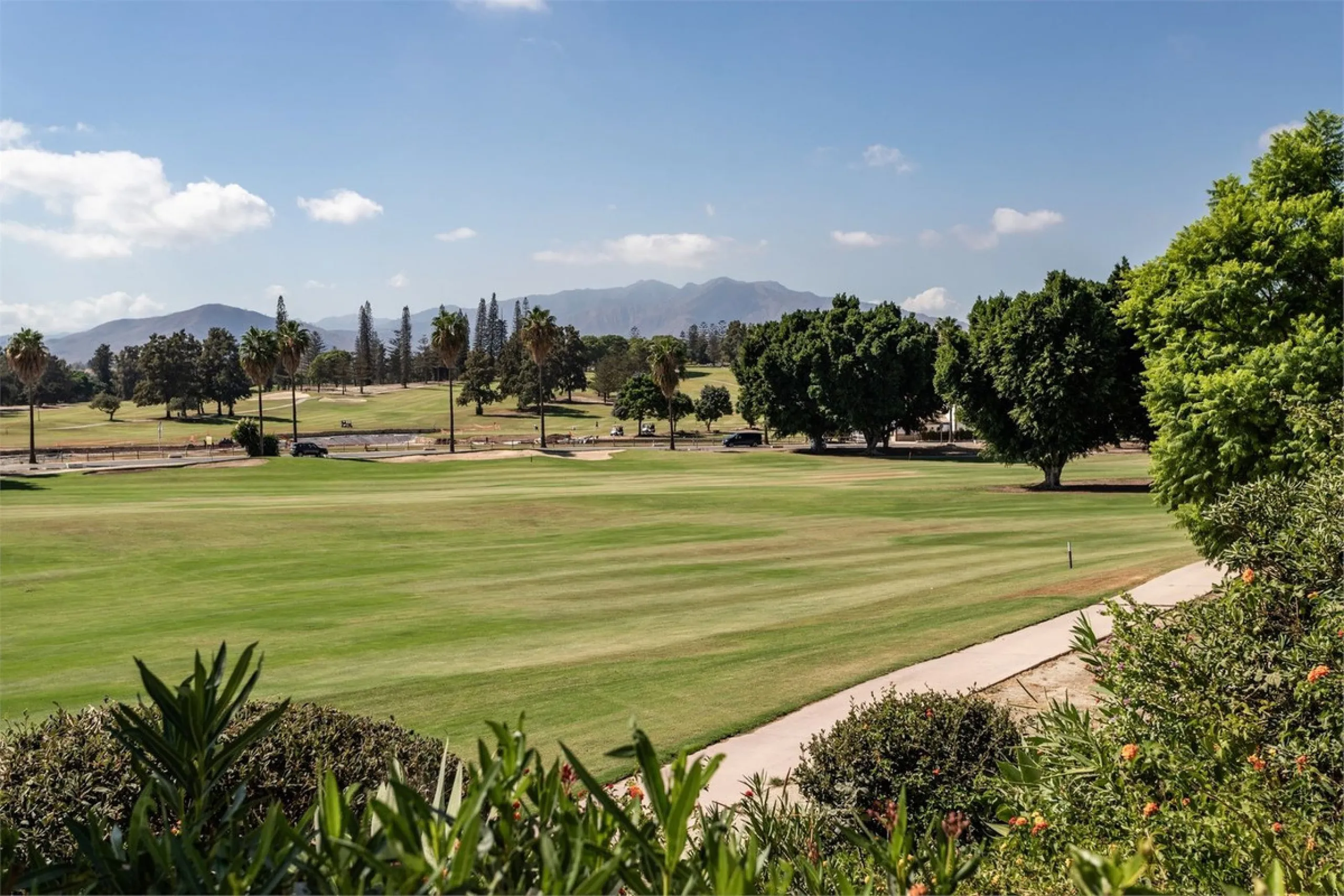 House - Townhouse в продаже в Mijas, Málaga. В доме 2 спален и 2 ванных комнат. Площадь дома 120 м²