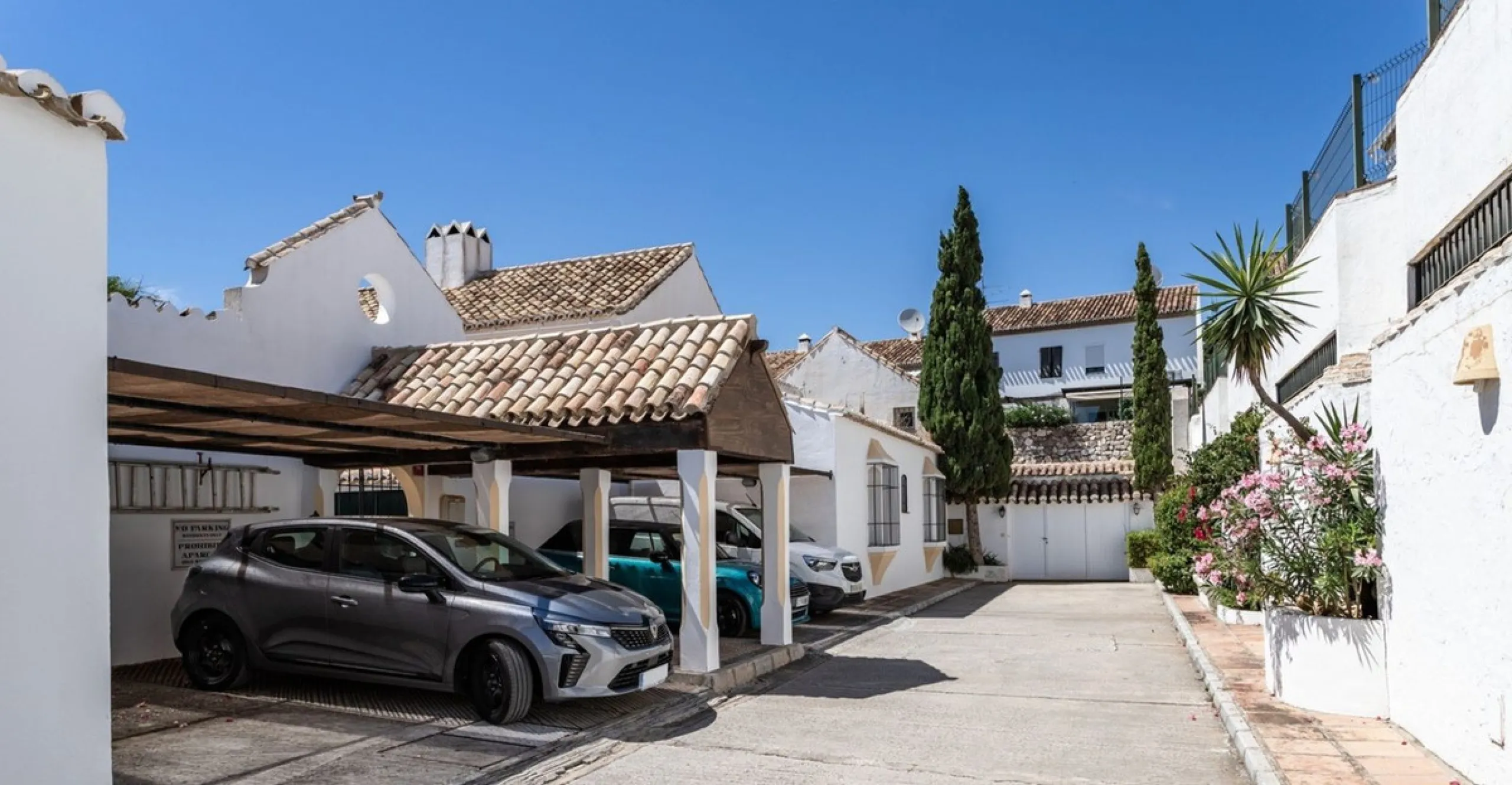 House - Townhouse в продаже в Mijas, Málaga. В доме 2 спален и 2 ванных комнат. Площадь дома 120 м²