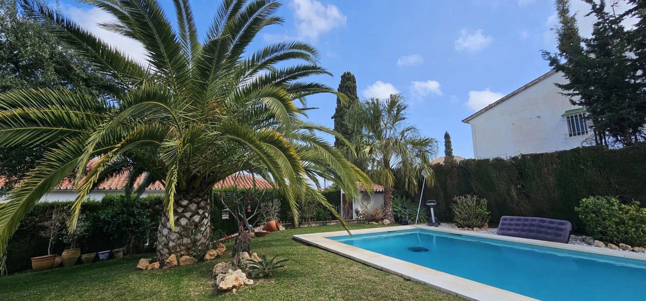 Completely renovated single-story villa in Los Manantiales, Alhaurín de la Torre.