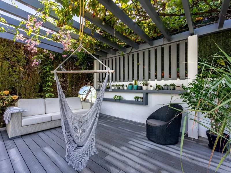 STUNNING SIX BEDROOM FULLY REFORMED AND UPGRADED VILLA.