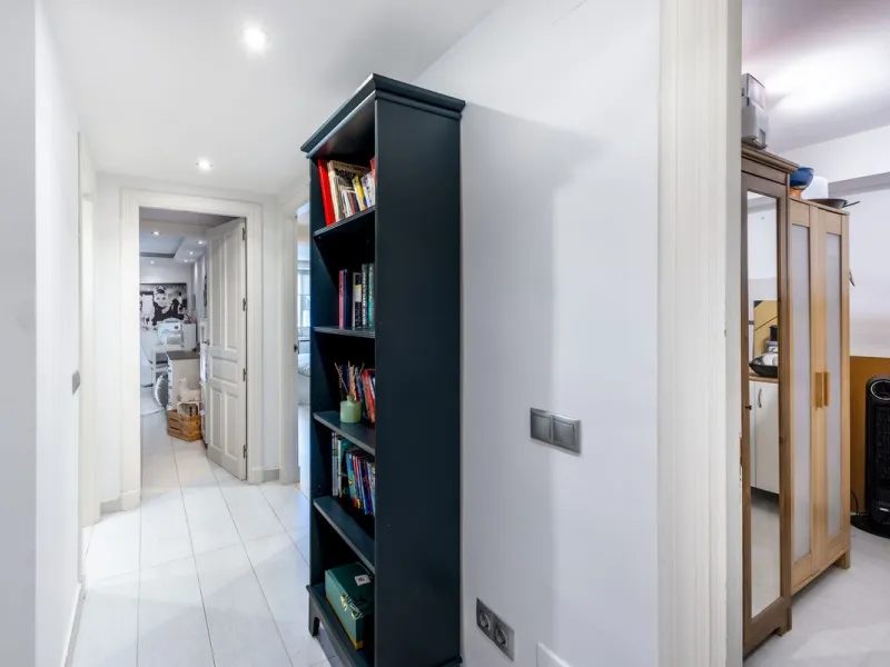 STUNNING SIX BEDROOM FULLY REFORMED AND UPGRADED VILLA.