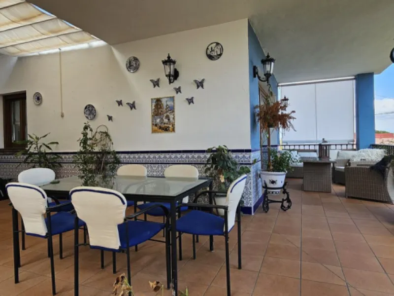 Completely renovated single-story villa in Los Manantiales, Alhaurín de la Torre.