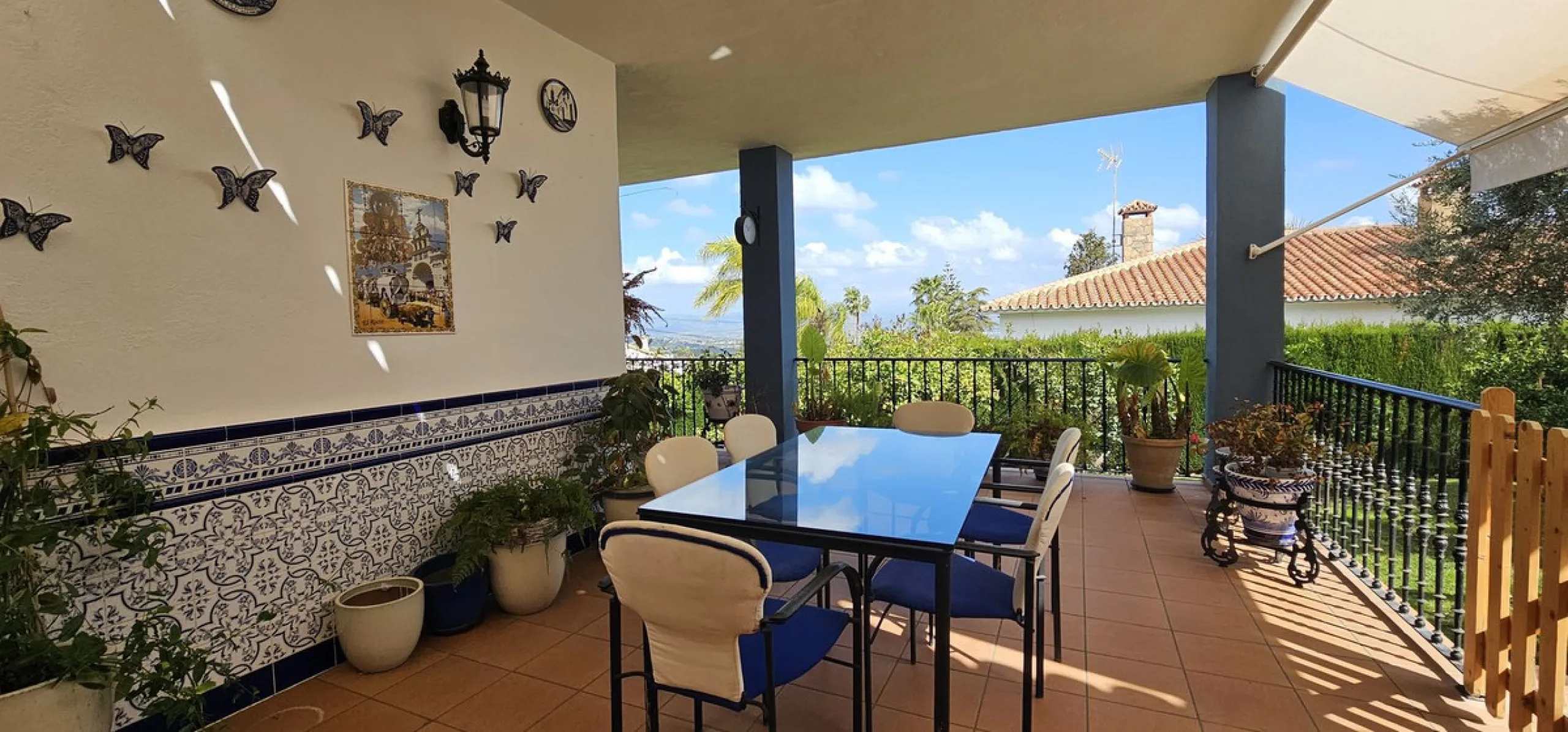 Completely renovated single-story villa in Los Manantiales, Alhaurín de la Torre.