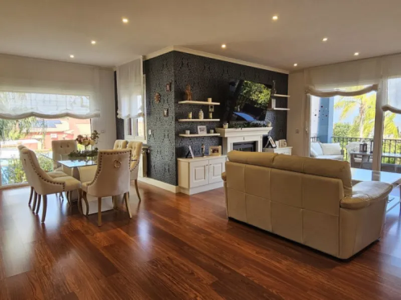 Completely renovated single-story villa in Los Manantiales, Alhaurín de la Torre.