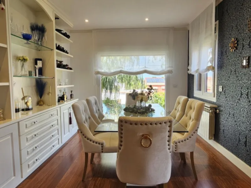 Completely renovated single-story villa in Los Manantiales, Alhaurín de la Torre.