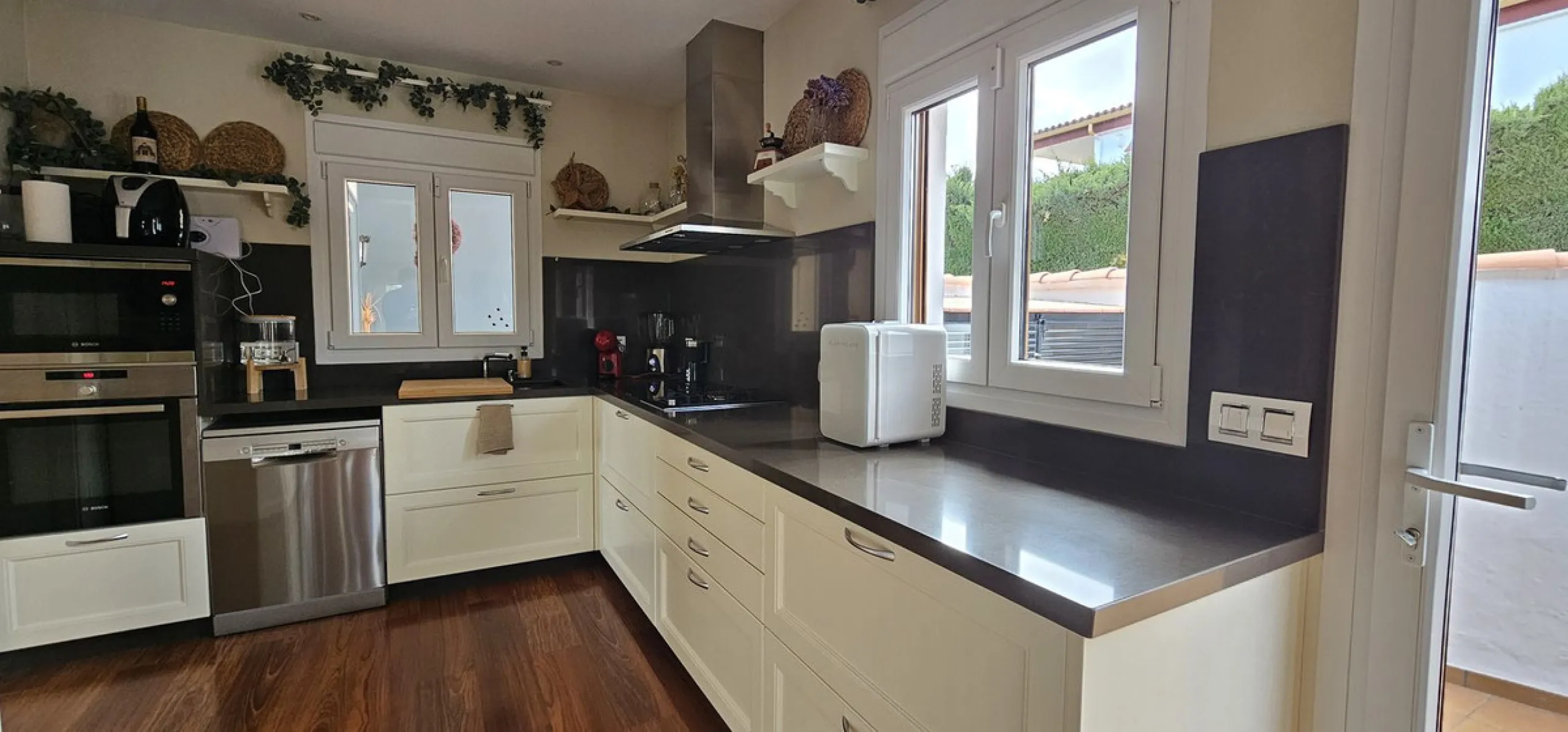 Completely renovated single-story villa in Los Manantiales, Alhaurín de la Torre.