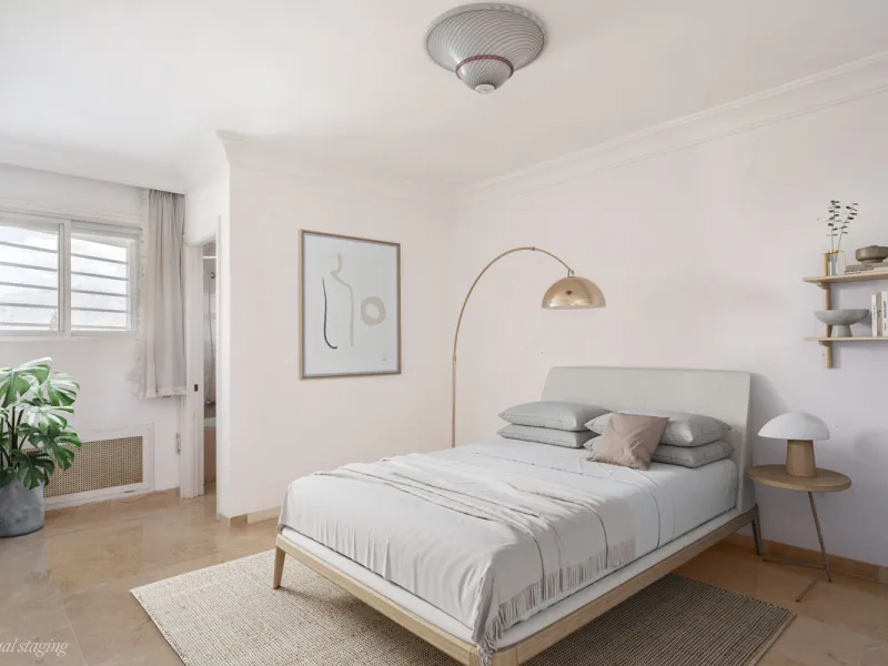 Apartment - Middle Floor Apartment в продаже в Marbella, Málaga. В доме 2 спален и 2 ванных комнат. Площадь дома 155 м²