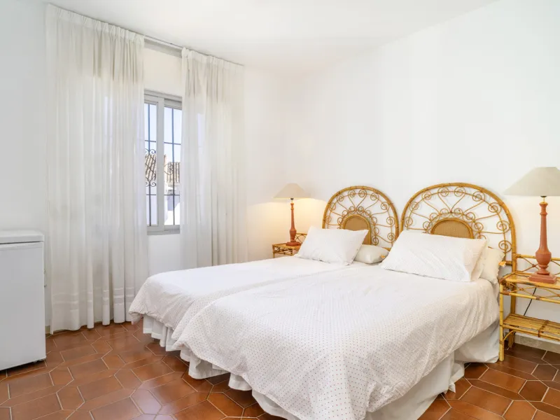 Apartment - Middle Floor Apartment в продаже в Marbella, Málaga. В доме 3 спален и 2 ванных комнат. Площадь дома 114 м²