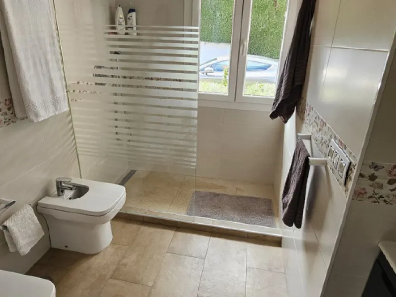 Completely renovated single-story villa in Los Manantiales, Alhaurín de la Torre.