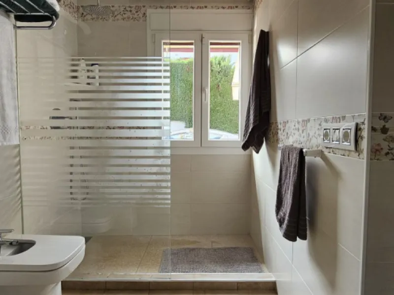 Completely renovated single-story villa in Los Manantiales, Alhaurín de la Torre.