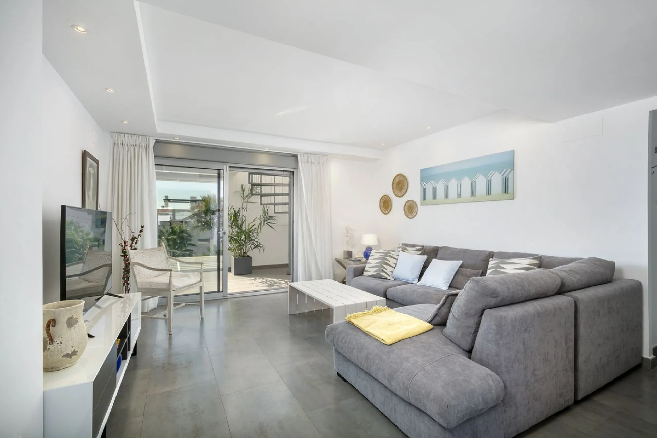 Elegant Two-Bedroom Penthouse with Panoramic Views