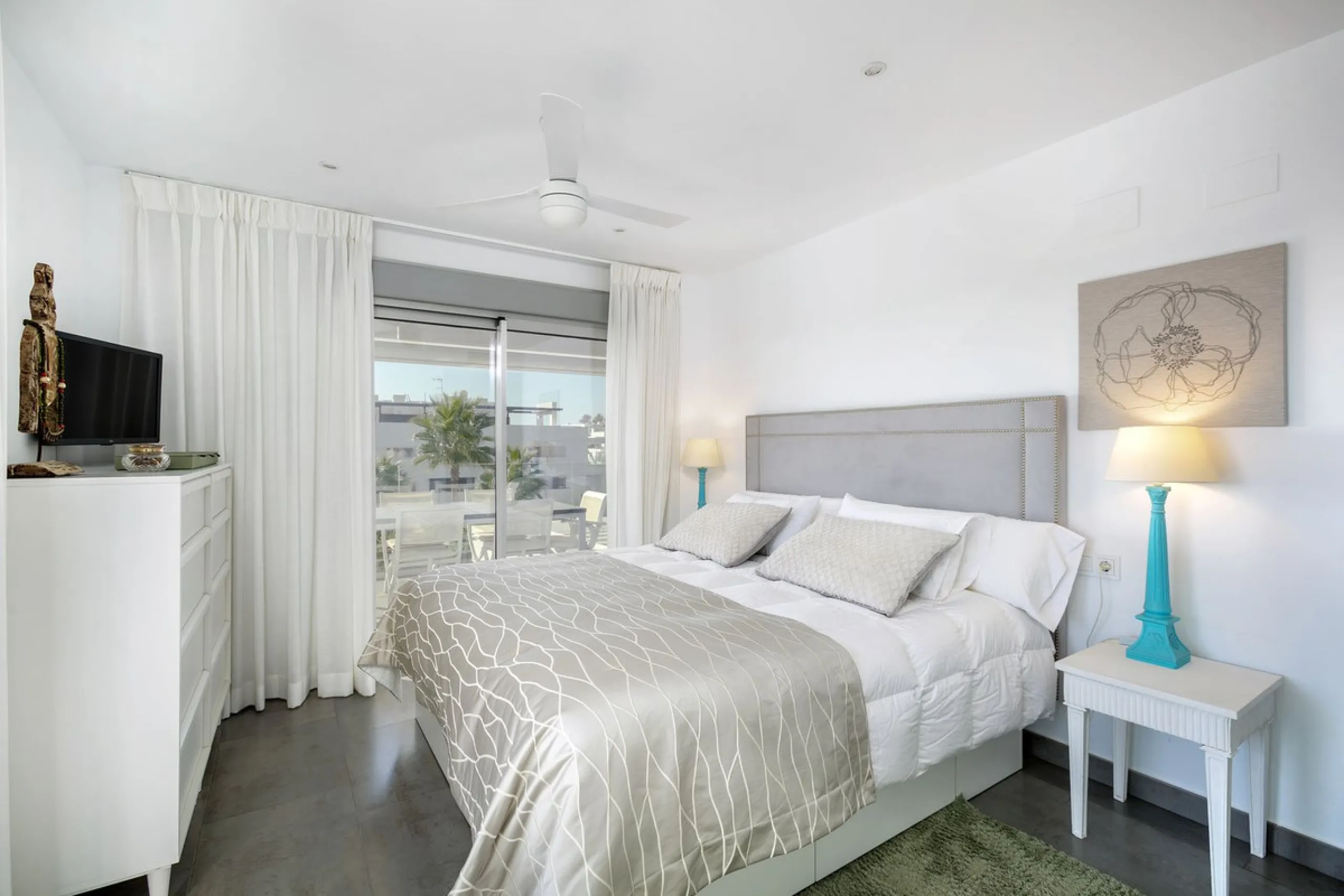 Elegant Two-Bedroom Penthouse with Panoramic Views