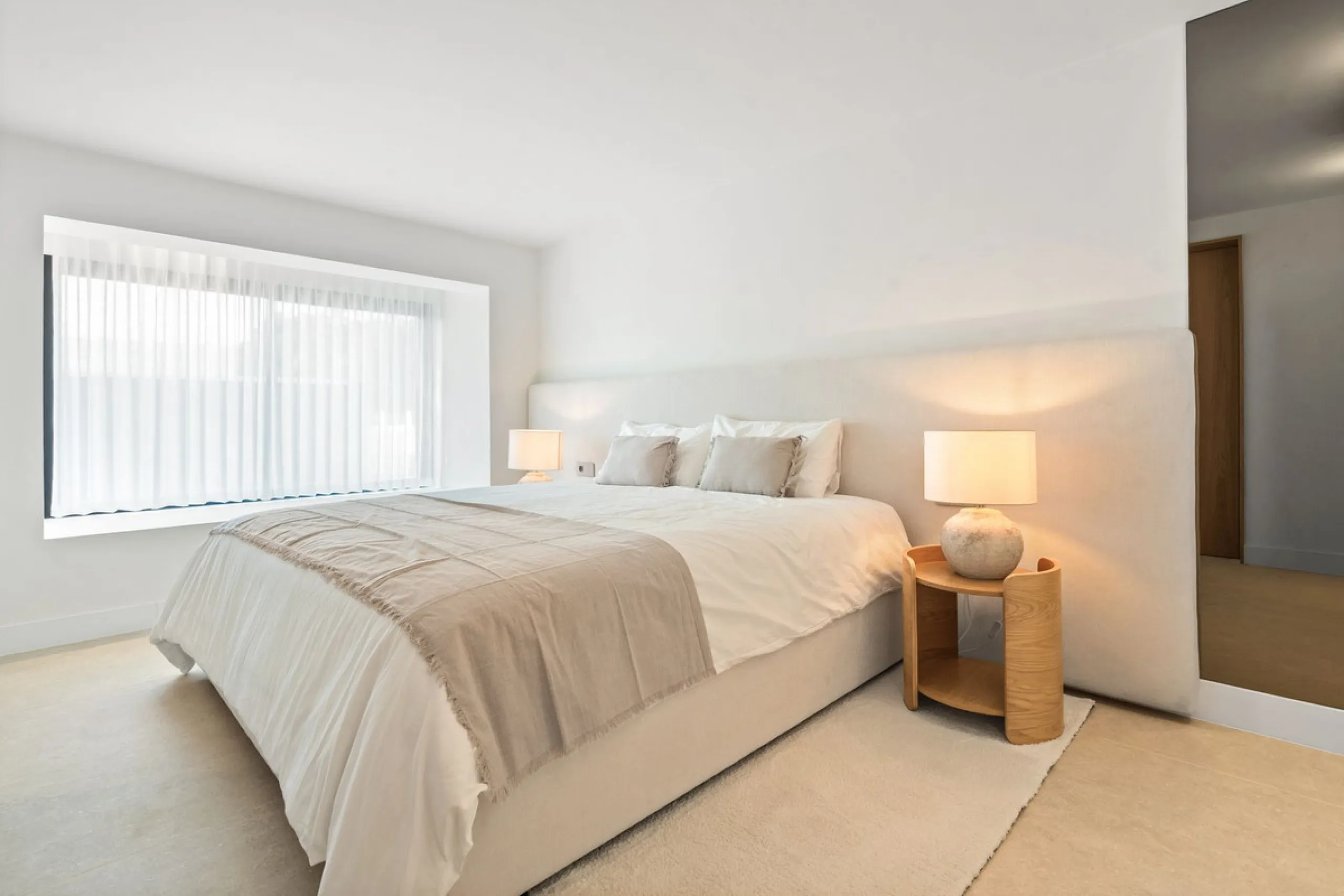 House - Detached Villa в продаже в Marbella, Málaga. В доме 5 спален и 4 ванных комнат. Площадь дома 316 м². Площадь участка 2077 м²