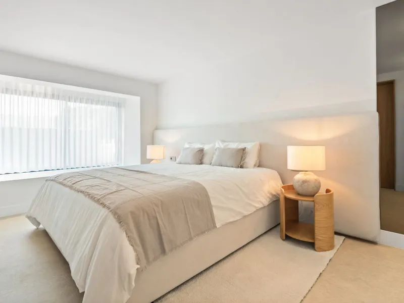 House - Detached Villa в продаже в Marbella, Málaga. В доме 5 спален и 4 ванных комнат. Площадь дома 316 м². Площадь участка 2077 м²